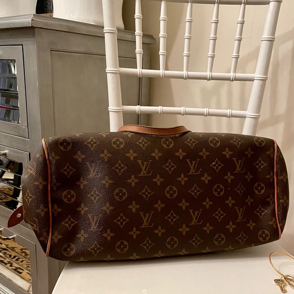 ⭐️ SOLD ⭐️ LOUIS VUITTON - Montorgueil PM Beauty - Picture 6 of 12